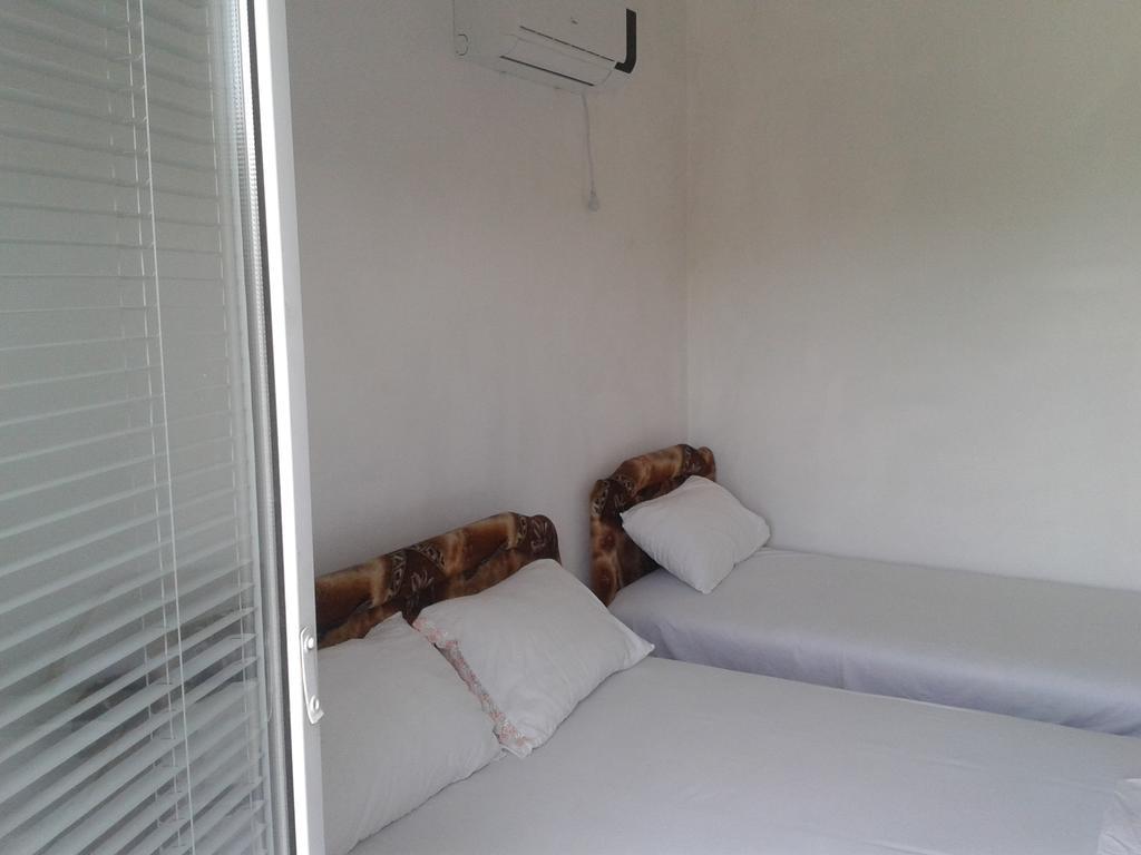 Kastrati Apartments Ulcinj Bilik gambar